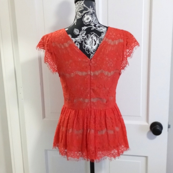 🧡Maeve🧡 - Red-Orange Lace S/S Peplum Top - Picture 2 of 12